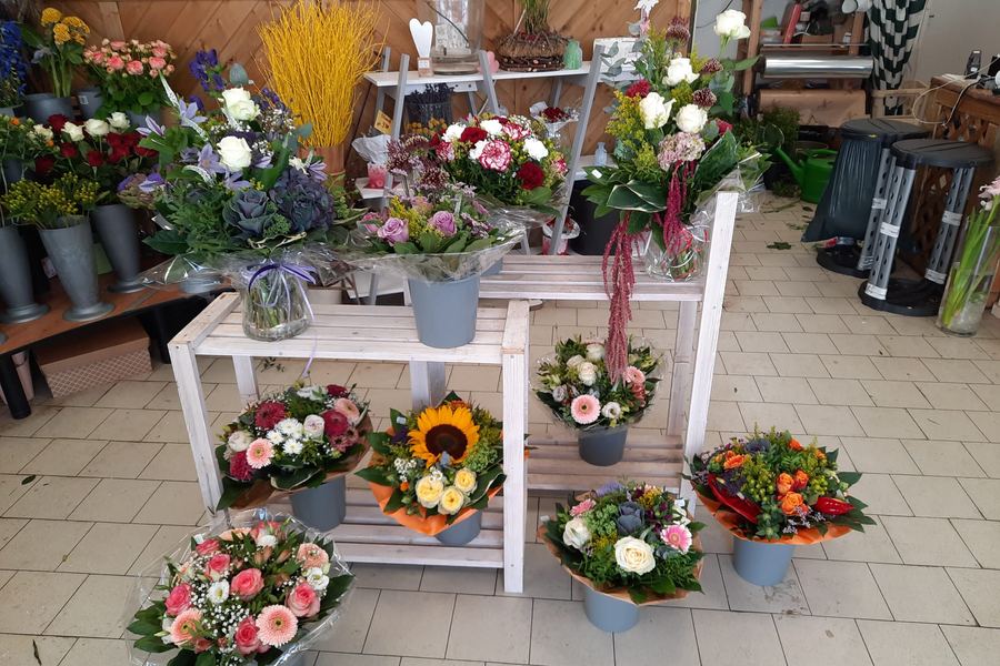 Frische Schnittblumen im Ladengesch&auml;ft von Blumen Cornielje in Paderborn